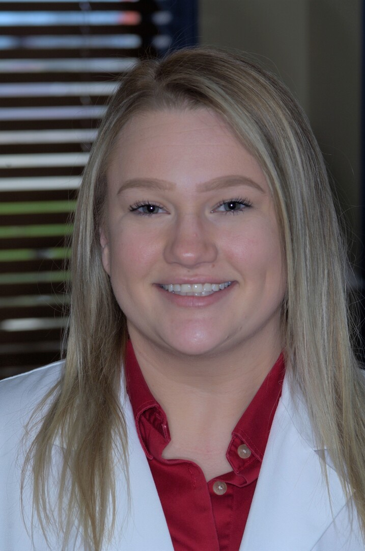 Kylee Quoos Registered Dental Hygienist at Premier Dental & Oral Health Group in Lake Ozark serving Camdenton and Osage Beach 